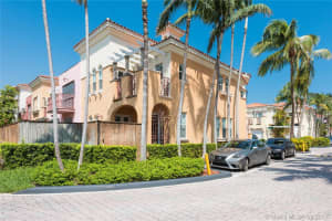 18420 NE 30th Ct, Aventura, FL 33160, Sold 01/16/18