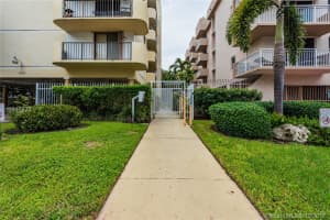 1673 Bay Rd, Miami Beach, FL 33139, Sold 03/06/18