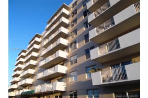 1455 N Treasure Dr #2m, North Bay Village, FL 33141, Sold 12/28/17