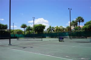 9415 Fontainebleau Blvd, Miami, FL 33172, Sold 01/31/18