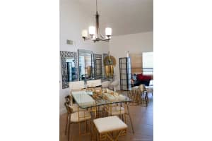 9415 Fontainebleau Blvd, Miami, FL 33172, Sold 01/31/18