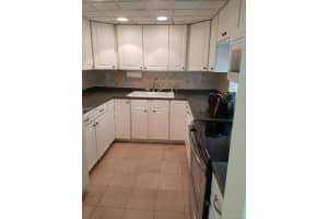 2655 Collins Ave #1012, Miami Beach, FL 33140, Sold 10/29/18