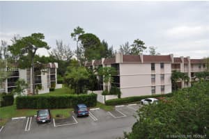 8421 Forest Hills Dr, Coral Springs, FL 33065, Sold 12/26/17