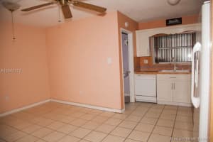 9770 NW 4th Ln, Miami, FL 33172, Sold 01/31/18