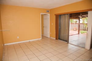 9770 NW 4th Ln, Miami, FL 33172, Sold 01/31/18