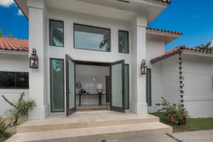 295 S Hibiscus Dr, Miami Beach, FL 33139, Sold 04/06/18
