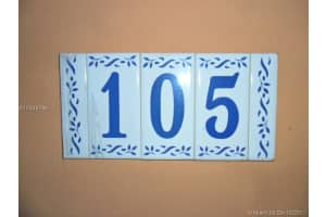 421 NW 107th Ave, Miami, FL 33172, Sold 11/16/17