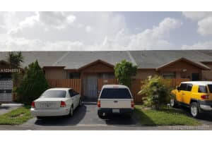 6727 NW 188th Terrace, Hialeah, FL 33015, Sold 11/17/17