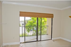 10423 N Kendall Dr APT C208, Miami, FL 33176, Sold 10/23/17