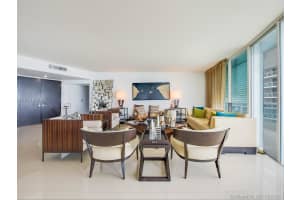 Add Building Entrance, 2127 Brickell Ave, Miami, FL 33129, Sold 05/30/18