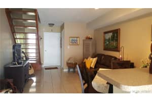 2730 W 60th St, Hialeah, FL 33016, Sold 11/16/17