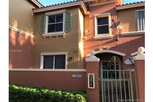 10660 SW 6th St, Pembroke Pines, FL 33025, Sold 11/30/17