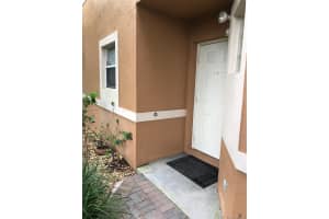 9800 NW 19th Pl, Sunrise, FL 33322, Sold 11/15/17