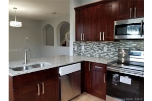 16570 SW 70th St, Miami, FL 33193, Sold 11/01/17