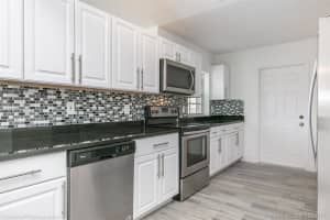 12645 SW 7th Pl, Davie, FL 33325, Sold 12/21/17