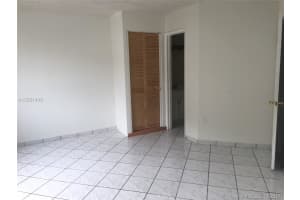 9417 Fontainebleau Blvd, Miami, FL 33172, Sold 11/15/17