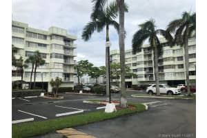 16558 NE 26th Ave #4h, North Miami Beach, FL 33160, Sold 02/12/18