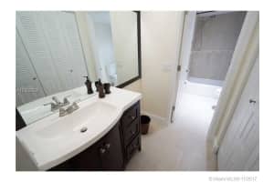 959 SE 2nd Ave, Deerfield Beach, FL 33441, Sold 12/27/17