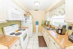 6804 NW 27th Ct, Sunrise, FL 33313, Sold 11/28/17