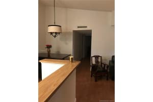 18815 NW 62nd Ave, Hialeah, FL 33015, Sold 11/17/17
