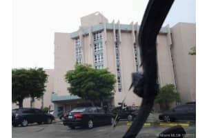 9682 Fontainebleau Blvd, Miami, FL 33172, Sold 12/01/17