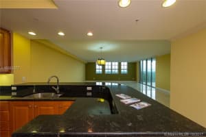 821 N Riverside Dr, Pompano Beach, FL 33062, Sold 11/27/17