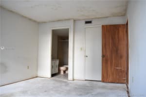 6725 Harding Ave, Miami Beach, FL 33141, Sold 01/19/18