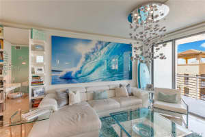 110 Washington Ave, Miami Beach, FL 33139, Sold 11/15/17
