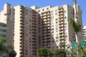 1865 S Ocean Dr #10m, Hallandale Beach, FL 33009, Sold 02/06/18