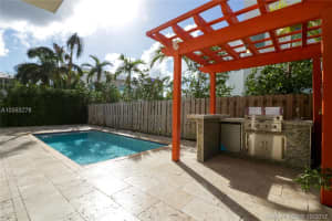10400 NW 69th Terrace, Doral, FL 33178, Sold 12/18/17