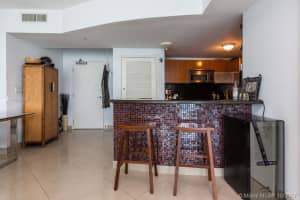 3000 NE 188th St, Miami, FL 33180, Sold 12/26/17