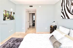 480 NE 30th St, Miami, FL 33137, Sold 01/10/18