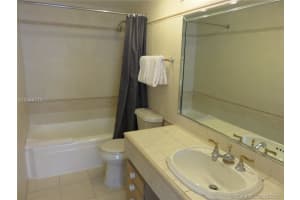 5225 Collins Ave, Miami, FL 33140, Sold 02/26/18