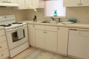 12035 NE 2nd Ave a209, North Miami, FL 33161, Sold 12/21/17