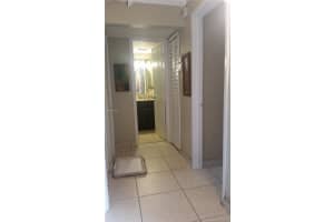 8411 NW 7th St, Miami, FL 33126, Sold 02/23/18