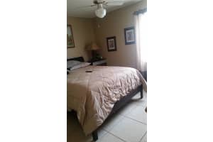 8411 NW 7th St, Miami, FL 33126, Sold 02/23/18