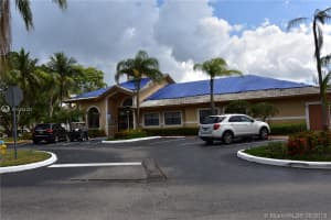 200 Palm Cir W, Pembroke Pines, FL 33025, Sold 10/10/18