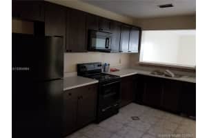6182 Laurel Ln, Tamarac, FL 33319, Sold 11/24/17
