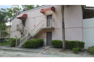 7210 NW 179th St, Hialeah, FL 33015, Sold 11/14/17