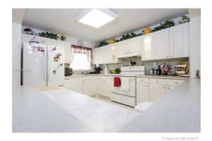 8507 Old Country Manor, Davie, FL 33328, Sold 11/21/17