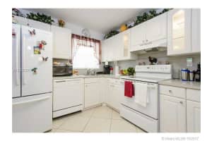 8507 Old Country Manor, Davie, FL 33328, Sold 11/21/17