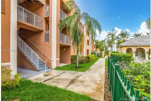 655 SW 111th Way, Pembroke Pines, FL 33025, Sold 12/07/17
