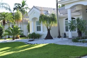 2715 Fairways Dr, Homestead, FL 33035, Sold 12/28/17