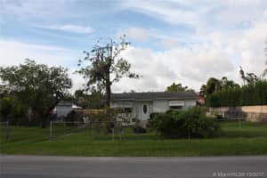 9975 NW 27th Terrace, Doral, FL 33172, Sold 01/26/18