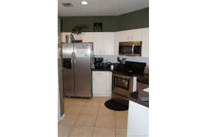 9088 NW 55th St, Sunrise, FL 33351, Sold 12/19/17