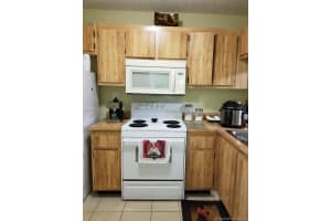 10485 NW 11th St, Pembroke Pines, FL 33026, Sold 11/22/17