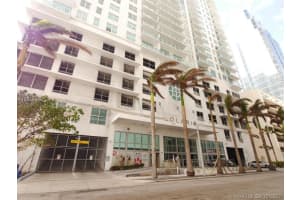 186 SE 12th Terrace, Miami, FL 33131, Sold 12/08/17