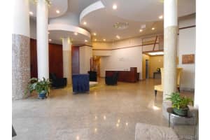 186 SE 12th Terrace, Miami, FL 33131, Sold 12/08/17