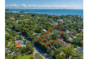 3833 N Moorings Way, Miami, FL 33133, Sold 10/12/17