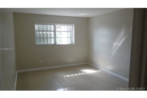 15201 NE 6th Ave APT C210, Miami, FL 33162, Sold 12/27/17